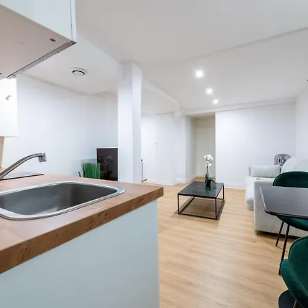 Apartament Le Deniro Loft - Tour Eiffel Invalides - 5 Personnes *