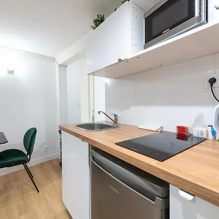 Le Deniro Loft - Tour Eiffel Invalides - 5 Personnes Apartament *