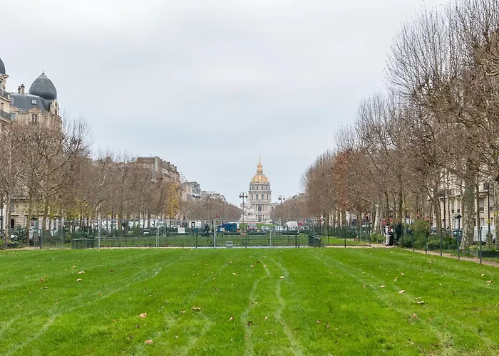 Le Deniro Loft - Tour Eiffel Invalides - 5 Personnes Apartment Paris