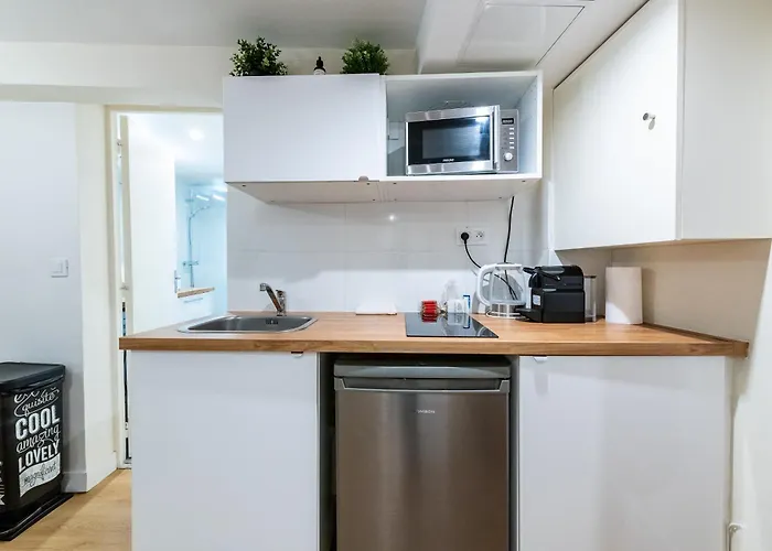 Apartment Le Deniro Loft - Tour Eiffel Invalides - 5 Personnes *